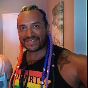 Meet your Posher, Carlo